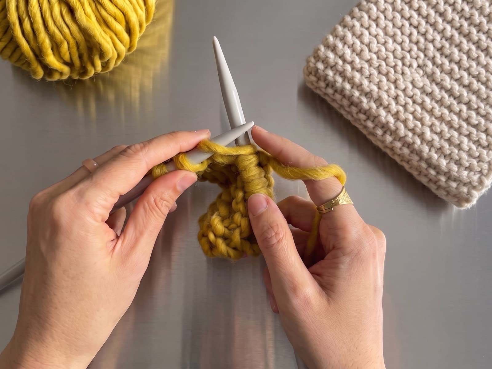 2-Day Knitting Course – Your First Scarf