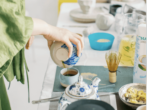 Tea & Clay: A Relaxed Pottery Gathering